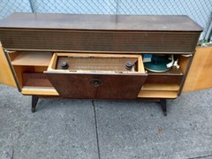 Grundig Majestic 9065 vintage radio console