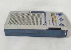 Magnavox 1530 1980&rsquo;s Spatial Sound AM/FM Portable Radio 5.5&Prime; x 3&Prime; WORKS
