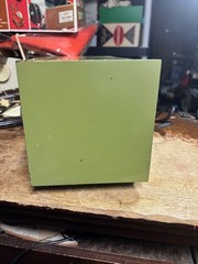 RARE 1955 Philips Olive Green Tube Radio Model B1X18A/70F Bakelite Working!!