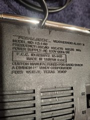 REALISTIC WeatherRadio Alert III/Model:12-140/USED/Cool Vintage radio