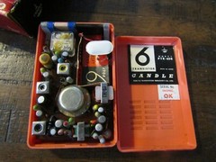 VINTAGE CANDLE 6 TRANSISTOR RADIO MODEL PTR-62B