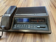 Vintage Soundesign 7560-A AM/FM Electronic Clock Radio with Phone Tested Working