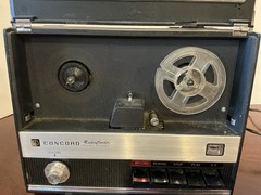 Vintage Concord Radio/Recorder Duel Power Radio