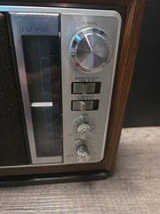 Sony ICF-9740W Vintage FM/AM Table Radio Wood Grain Quality Working