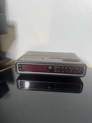 1980s Vintage GE Model 7-4612A Digital Alarm Clock Radio Working works