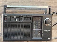 Realistic AM/FM Portable Radio Model 12-665 By Radio Shack Vintage W/ BOX