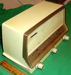 ZEPHYR AM/FM Tube Radio Plastic Tabletop (Sensei, Japan) Clean! Works! (1960&rsquo;s)