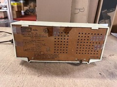 Vintage Retro Panasonic Desk Radio AM FM Model RE-6283 AC 120V Parts/Repair