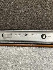 General Electric T2270B Radio AM/FM Dual Speaker Solid State 120 Volt 10 Watt