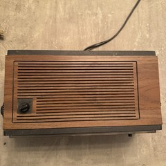 General Electric Flip Alarm Clock AM/FM Radio Model No 7-4410C Needs Repair