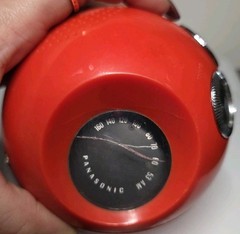 Vintage Panasonic Panapet Model R-70 Radio *Working*