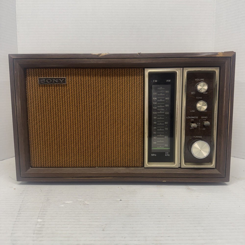 RARE 1970&rsquo;s Sony Console Radio Model TFM-9450W AM/FM 2 Band 11 Transistor TESTED