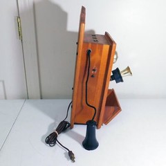 Vintage Masters Art Wall Phone AM Radio Model RT-200 1965 Tested Powers On