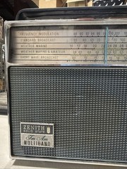 Zenith Solid State FM/AM Multiband Radio Royal 94 inter-oceanic receiver …parts