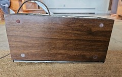 KLH Radio Model 21 AM/FM working. Missing speaker cover