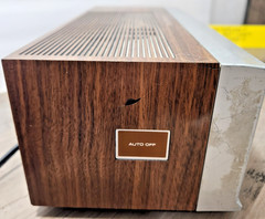 Soundesign AM/FM Dual Alarm Clock Radio – Model 3789 (A) Vintage Woodgrain Works