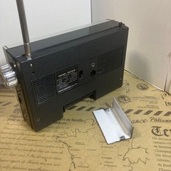 SANYO 10F-B16 10 TRANSISTOR RADIO FM 76-90MC AM 530-1605KC AC100V DC6V