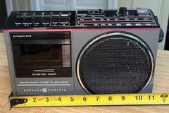 Vtg General Electric GE Model 3-5233B AM/FM Radio/Cassette Recorder WORKS/tested