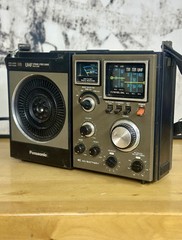 Vintage Panasonic RF-1170 Shortwave Radio JAPAN 5-BAND UHF PSB Low High FM AM
