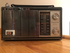 Hitachi FM-AM 9 Transistor Radio KH-970H w/ OEM Earpiece & Manual ~ WORKING VTG