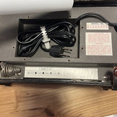 Vintage SounDesign Model No. 2297 AM / FM Radio AC-DC AFC Leather Bound – VGC