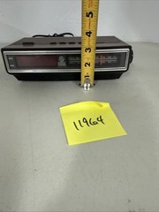 GE Vintage AM/FM Clock Radio Walnut Wood Grain Finish Red LED Model 7-4625C