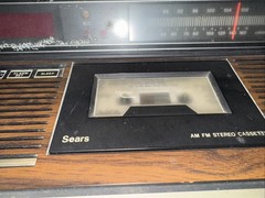 Sears “RARE” AM/FM cassette Alarm clock radio 1979 model 23400, Tested Works!!