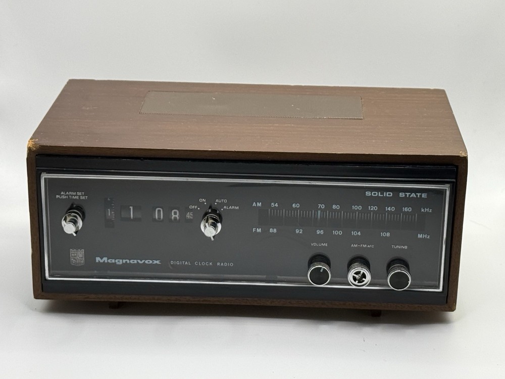 Vintage Magnavox 1R1707 Flip Clock AM/FM Radio – Clock Works – Display/Repair