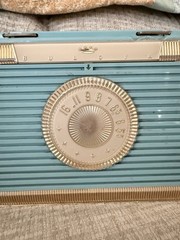 Vintage The Companion By BULOVA Portable Vacuum Tube Radio Teal Blue Gold Trim