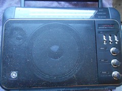 Lot of 2 Vintage PRECOR 810 5 Band AND GE Super Radio Long Range AM/FM 7-2887A