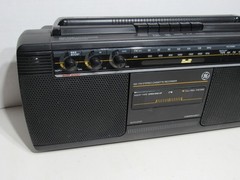 Vintage GE 3-5454B AM/FM Stereo Cassette Boombox Bass Boost Radio Tested