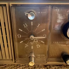 Vintage 1960s General Electric Clock Radio GE Model C2420D Beige Tested Works