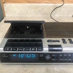 Vintage GE 7-4956B FM AM Alarm Clock Radio Cassette Recorder Wood Grain, Tested.