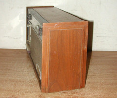 VINTAGE GENERAL ELECTRIC SOLID STATE AM/FM DUAL SPEAKER RADIO FOR PARTS/REPAIR