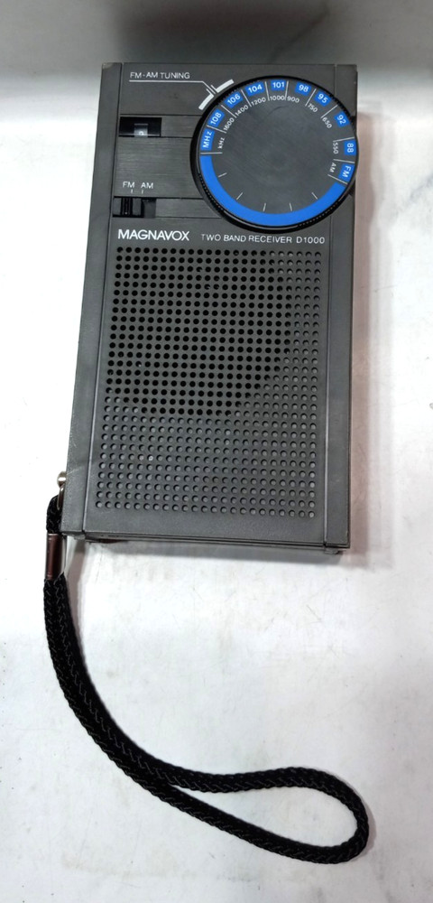 Magnavox D1000 Pocket Radio 2 Band Receiver Tested/Works Vintage