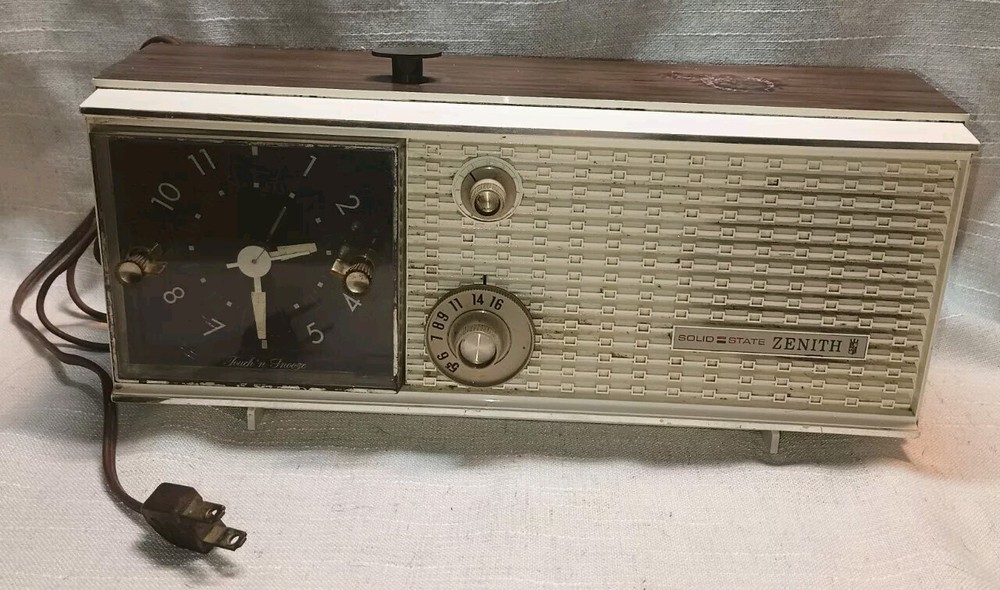 Vintage Zenith Z275L Am Alarm Clock Radio Mid Century 2 2677 Working