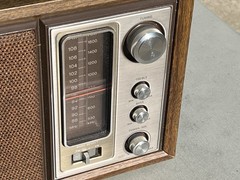 Vintage 60s Sony ICF-9650W Fidelity Sound AM/FM Radio Wood Case MINTY / READ