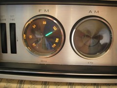 Panasonic RC-7469 AM/FM Alarm Flip Clock Radio Working See Description