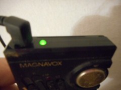 Vintage Magnavox AM/FM Stereo Radio With Headphone 1980s D1650 powers on