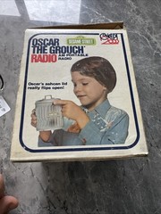 Vtg 1976 Sesame Street Oscar The Grouch Am Portable Radio with Box WORKS!