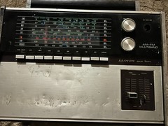 VTG Lloyds N632B Multiband Portable (1970) Shortwave Radio Boombox – Tested