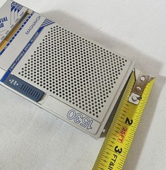 Magnavox 1530 1980&rsquo;s Spatial Sound AM/FM Portable Radio 5.5&Prime; x 3&Prime; WORKS