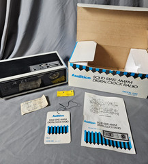 Vintage Audition Flip Clock AM-FM Radio Model 1288-8 With Box/Papers (READ)
