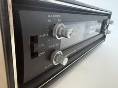 Magnavox 1R1773 Flip Clock Radio – MCM Wood Grain – WORKING Rare