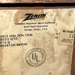 Vintage ZENITH Z430 Solid State chasis 9ZTI5 AM/FM Radio Tested !