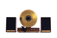 Fuse GLD Vertical Vinyl Record Player with Speakers, Bluetooth, AUX – Gold Trim