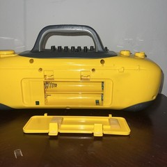 Sony CFS-903 Water Resistant Stereo Cassette Yellow Tape Player Tested Works LN
