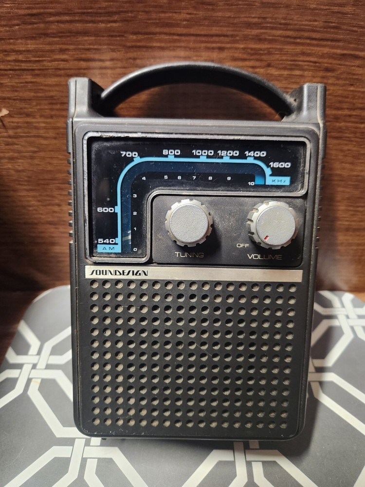 Vintage Soundesign Tested & Working Portable AM Radio Model 1437 Sound Design
