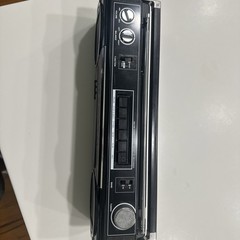 Vintage Sanyo Model No. M7030 Built In Am-fm Battery Operated No Power Cord