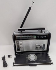 VTG Zenith Trans-Oceanic Royal D7000Y 11 SW Band Solid State World Radio *READ*